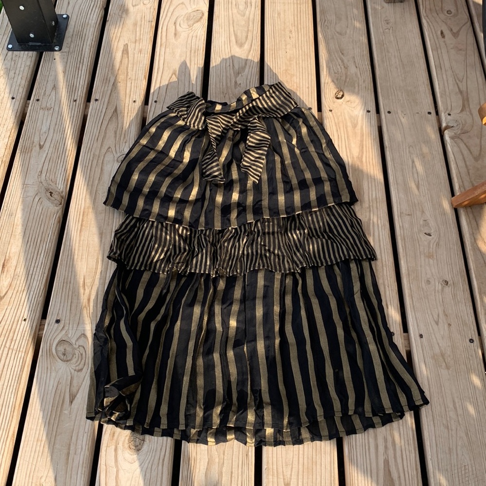 loa three tiered skirt